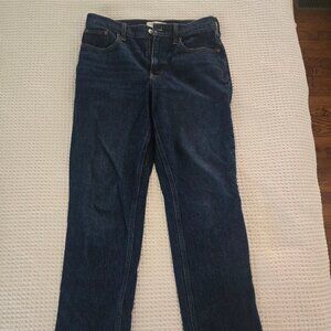 Abercrombie Curve Love 90s Straight Jeans | Mid-Rise | 28 / 6 | Like New  Descri
